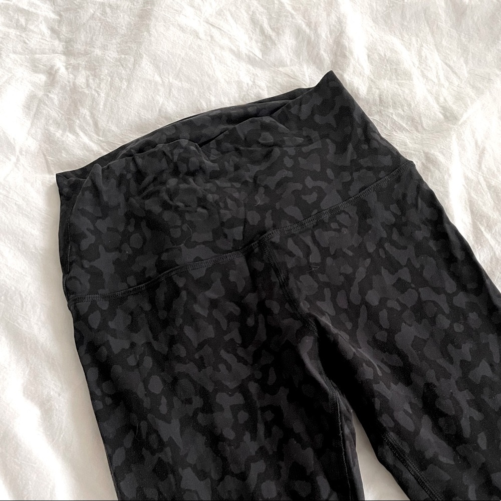 Leopard Lululemon 28inch align leggings high rise
